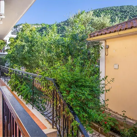 Castellos Bellos 2 Апартаменты